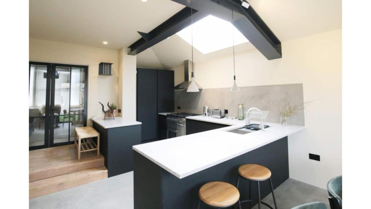 Pass The Keys Stunning, Brand New 3Br Home - Central Оксфорд Экстерьер фото